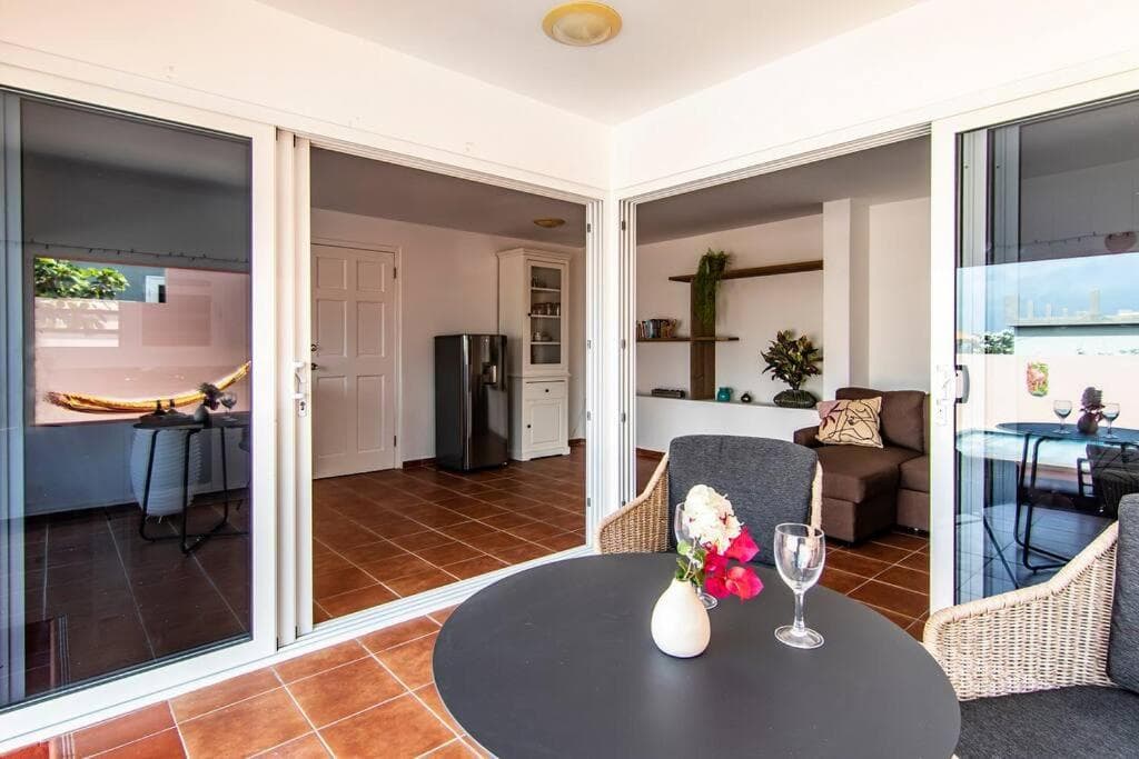 Appartement midden op het eiland: Pension-Nada