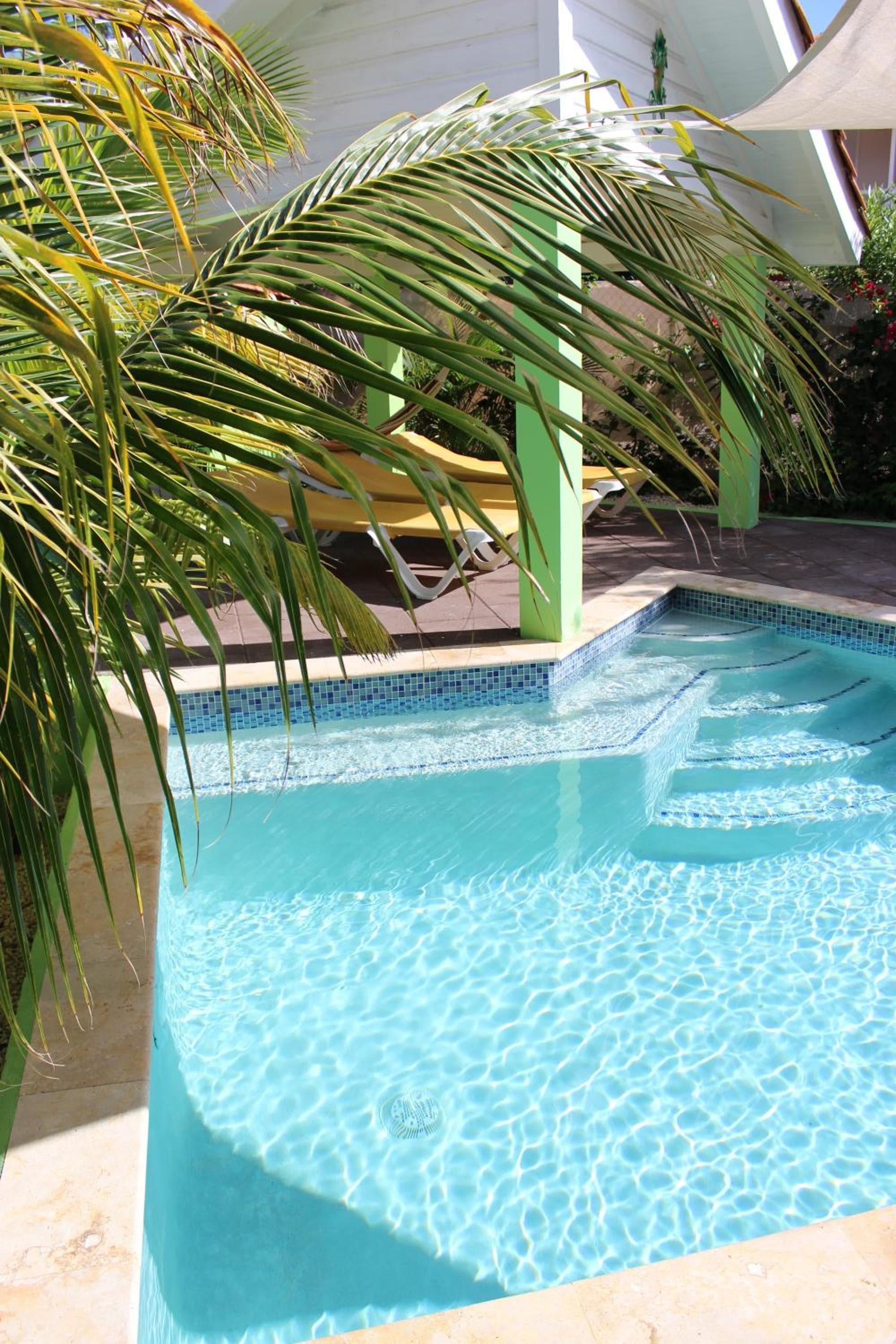 CAS IGUANA - Curacao - Villapark Fontein - Ferienhaus mit Pool