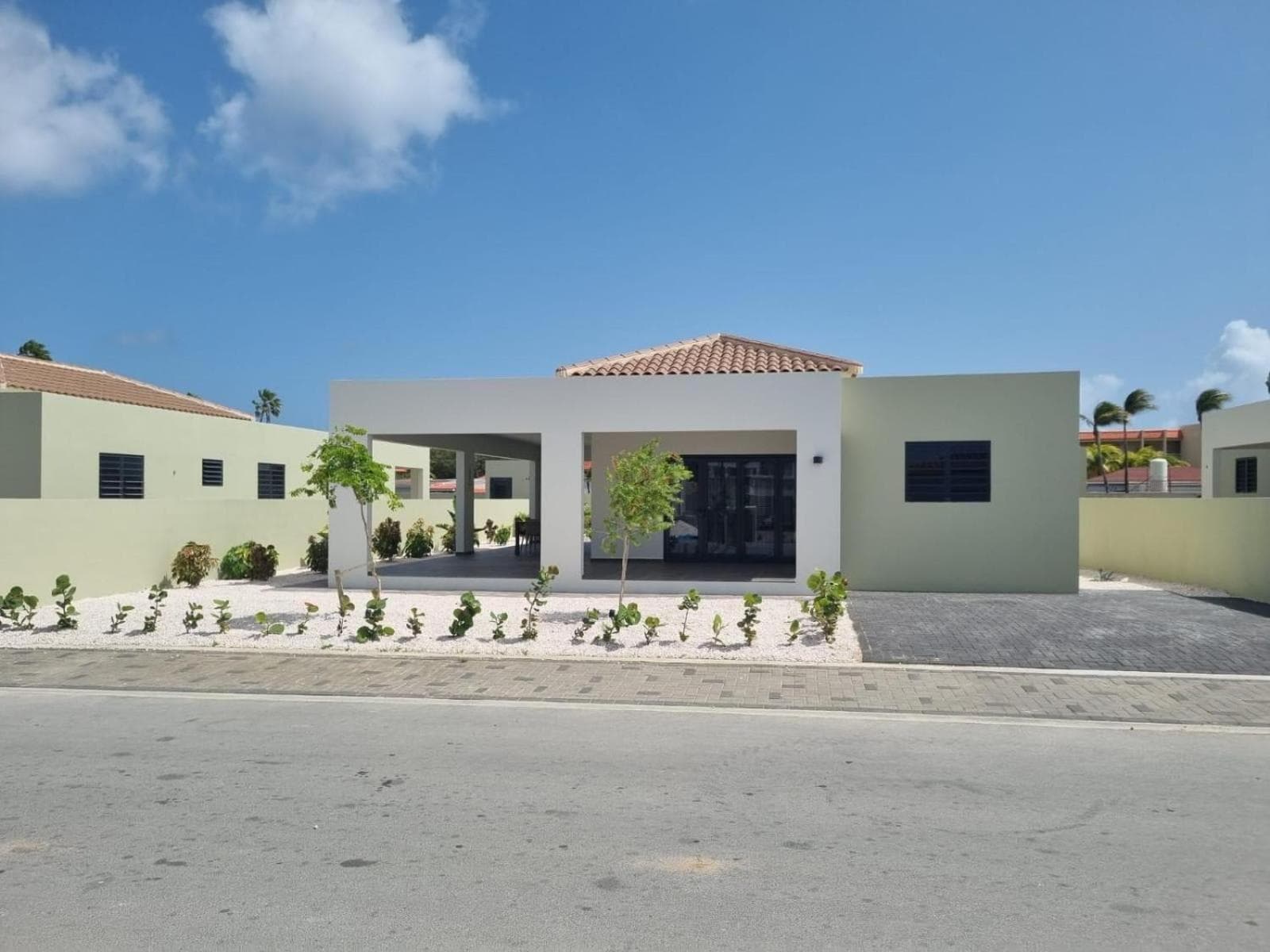 Villa Jasmijn, Mambo Beach, Private Pool