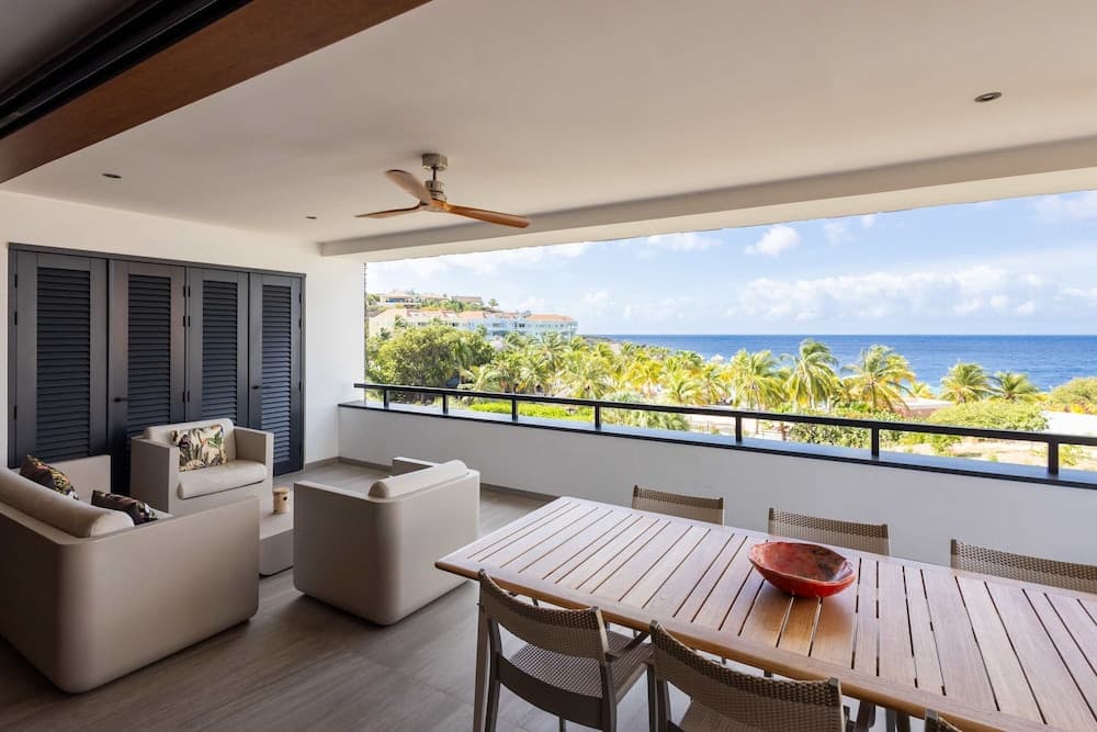 NEW Luxury Ocean View Stay at The Shore Blue Bay