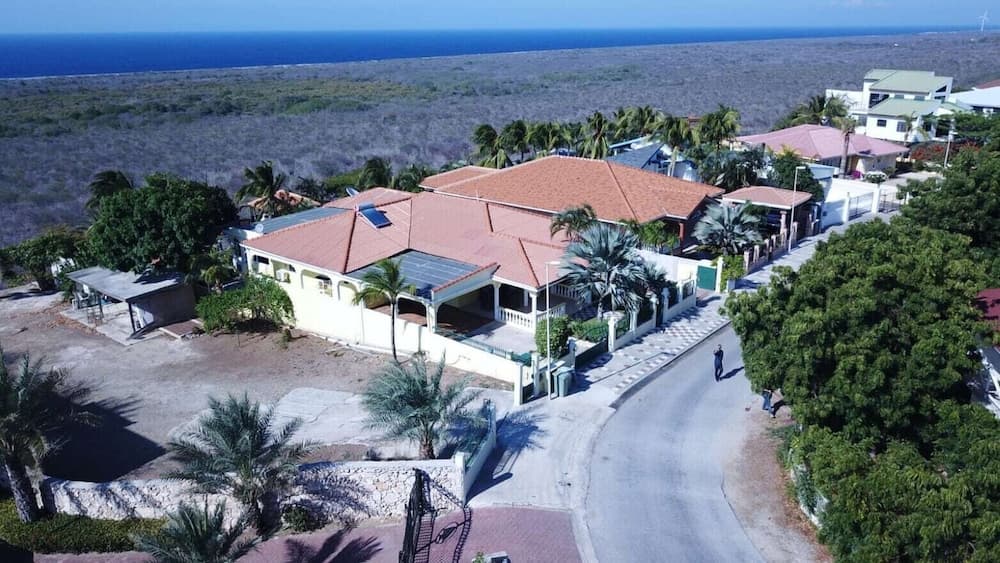 Breathtaking Family Designer Villa w/ Private Pool & Tropical Garden